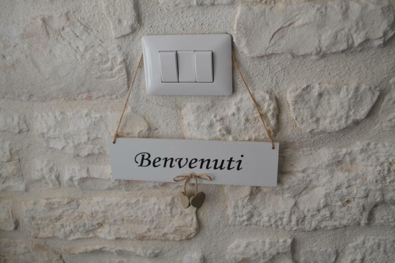 Due Cuori E Una Casetta Locorotondo Eksteriør billede